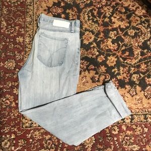 Calvin Klein Boyfriend-Cut Jeans